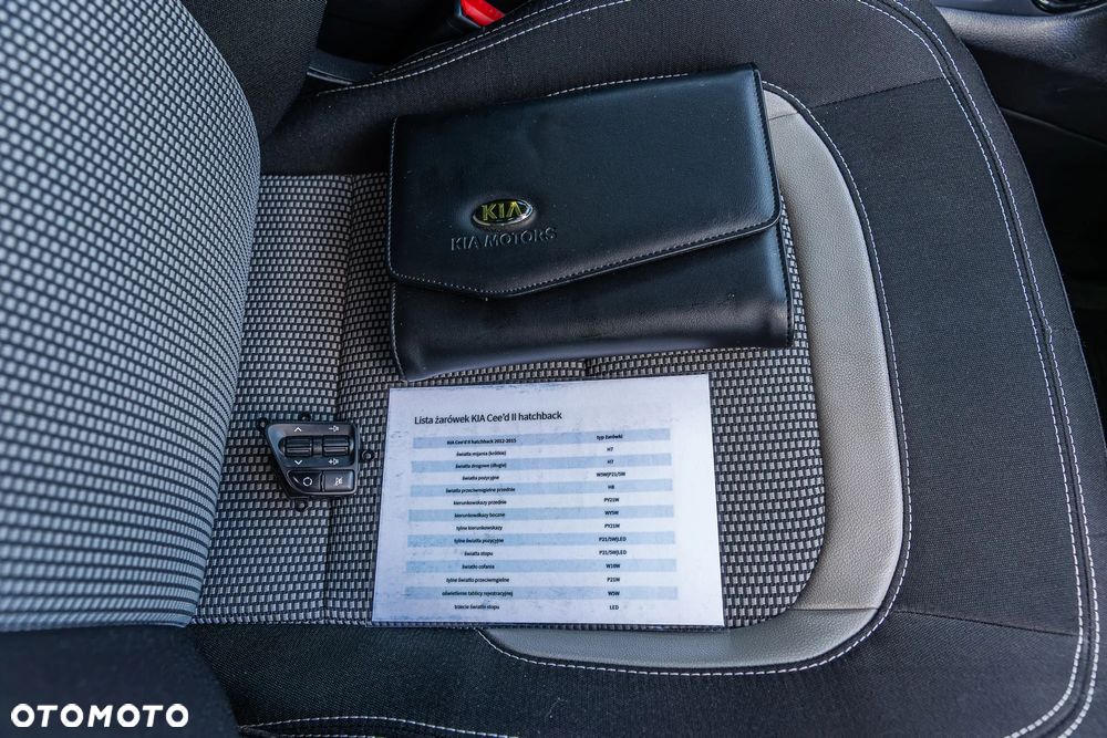 Kia Ceed 1.6 GDI Dream Team Edition - 29