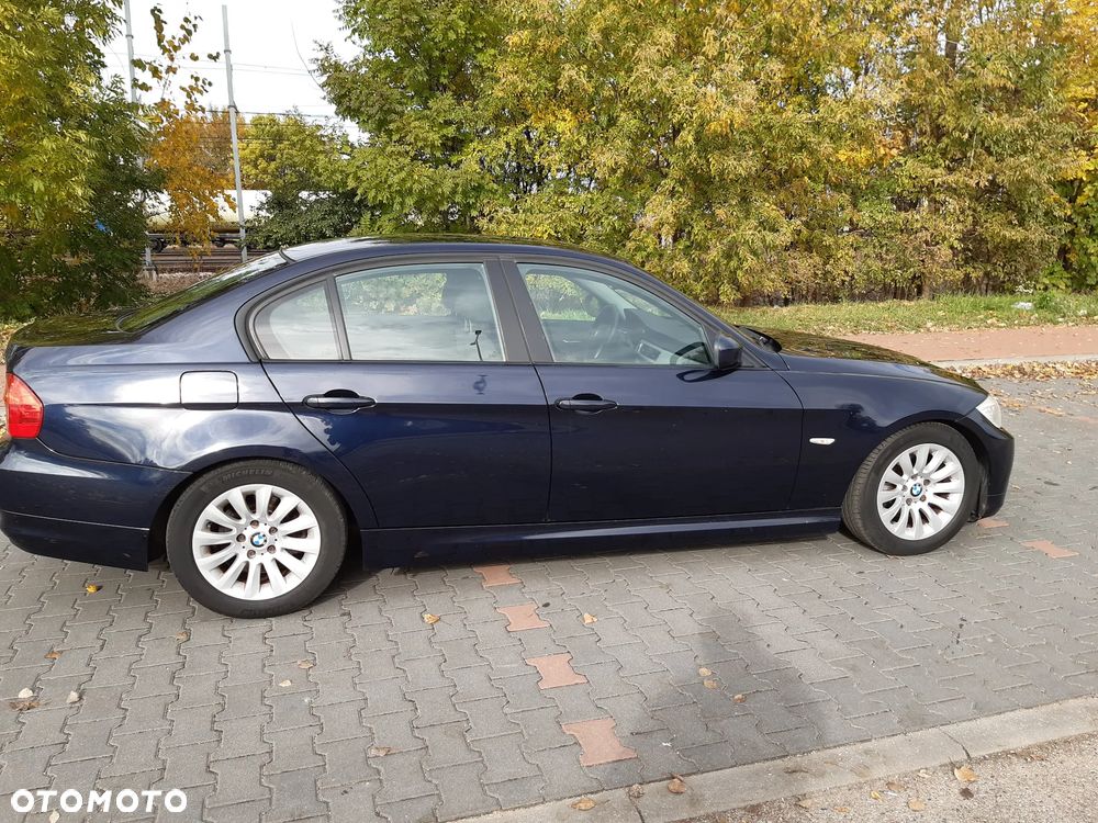 BMW Seria 3 318i Edition Lifestyle - 16