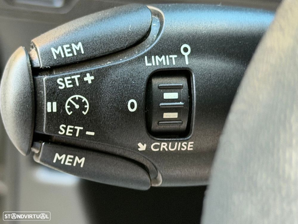 Peugeot 308 1.2 PureTech Active - 27