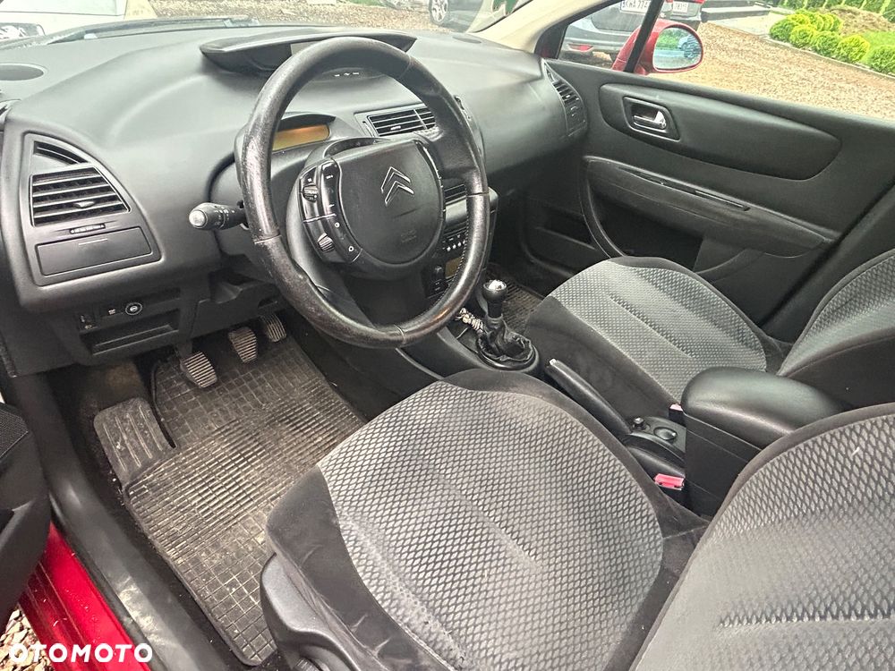 Citroën C4 1.6 16V Magic - 8