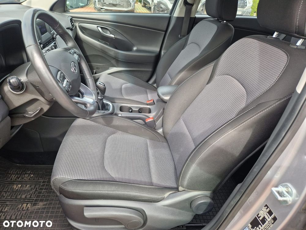 Hyundai i30 1.5 DPI Modern - 9