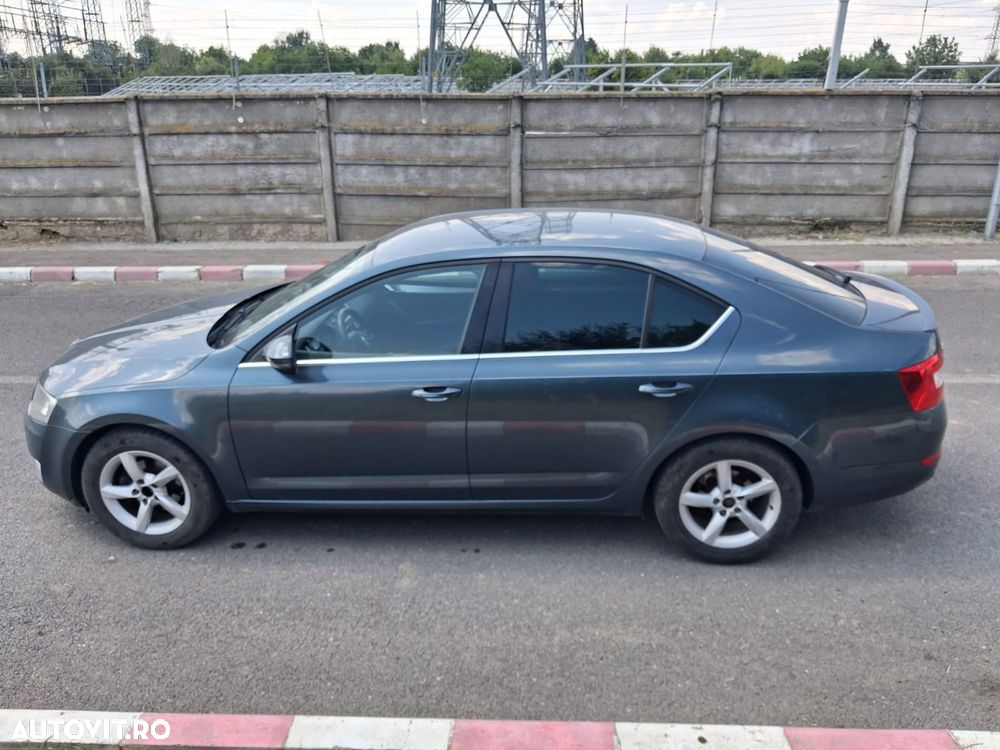 Skoda Octavia 1.6 TDI Ambition - 12