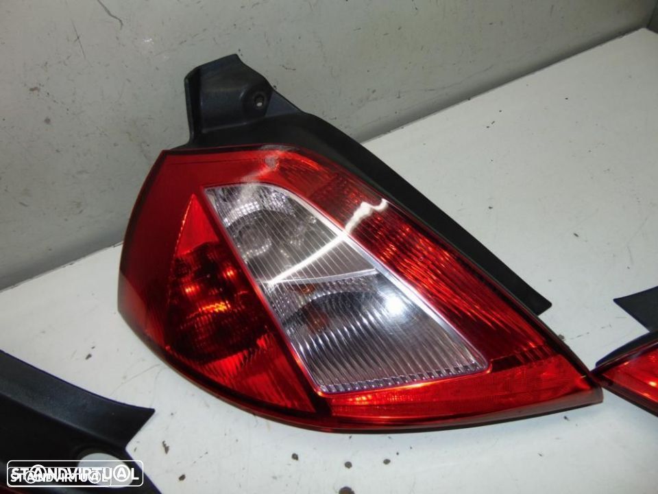 Renault Megane 2003 a 2005 farolins - 3