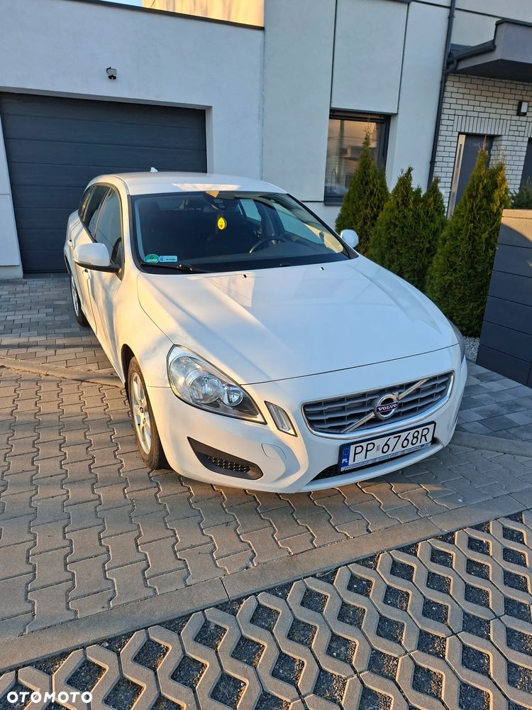 Volvo V60 DRIVe - 4