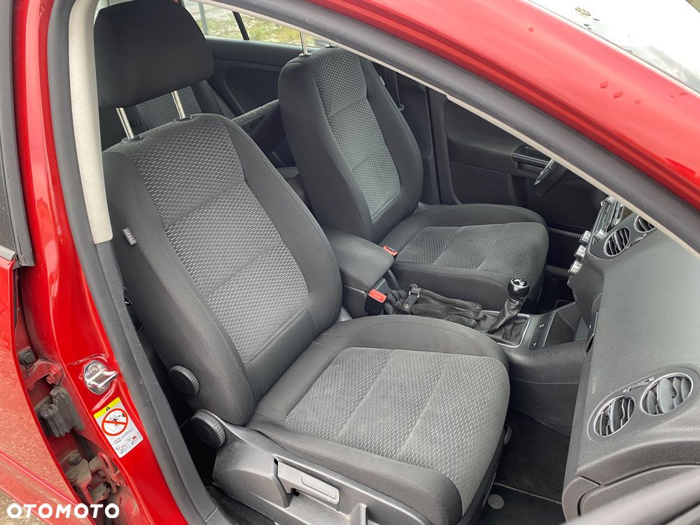 Volkswagen Golf Plus 1.6 Comfortline - 23