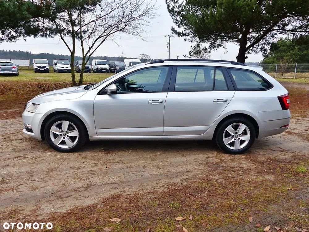 Skoda Octavia 1.6 TDI Ambition - 12