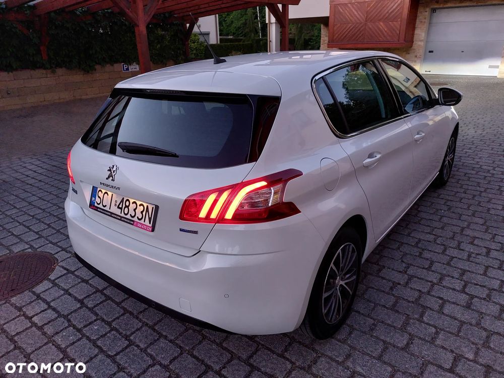 Peugeot 308 130 e-THP Stop & Start Allure - 14