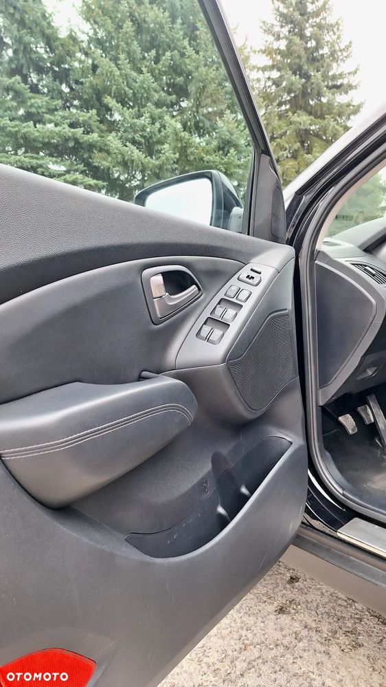 Hyundai ix35 1.6 2WD Fifa World Cup Edition - 20