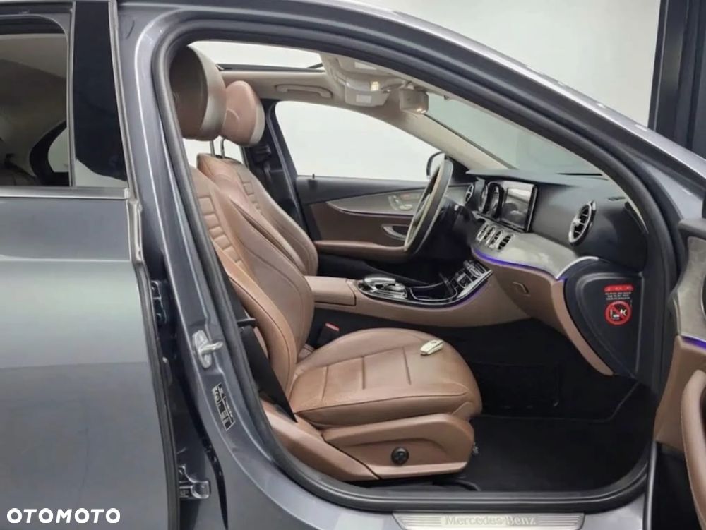 Mercedes-Benz Klasa E 200 9G-TRONIC Avantgarde - 6