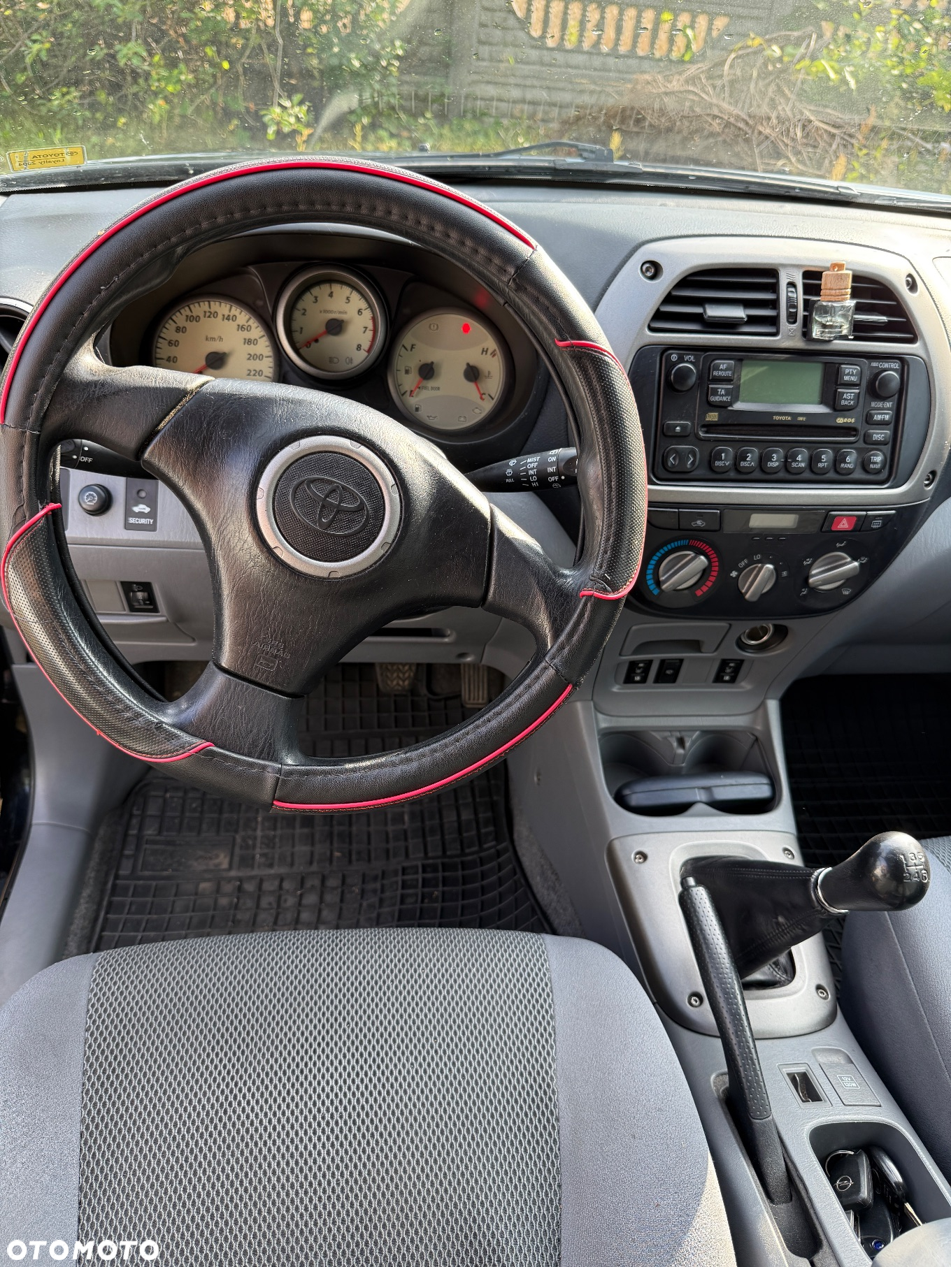 Toyota RAV4 2.0 VVT-i 4x4 - 10