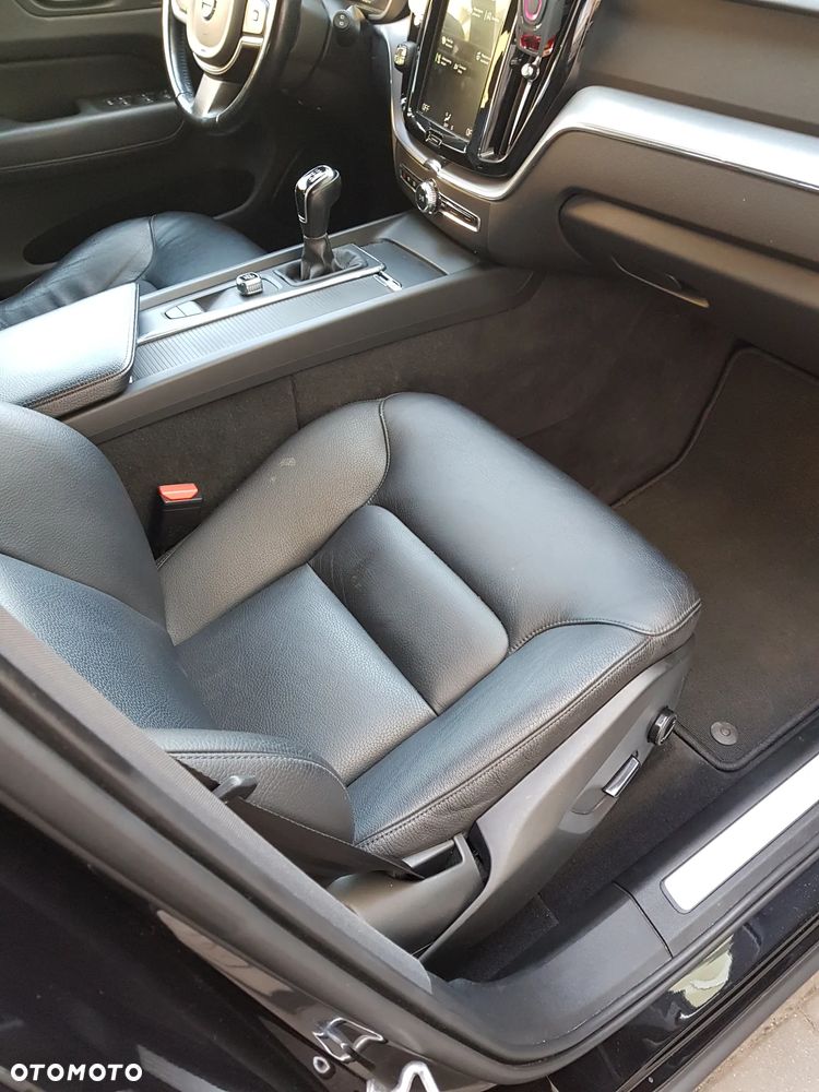 Volvo XC 60 D3 Inscription - 6