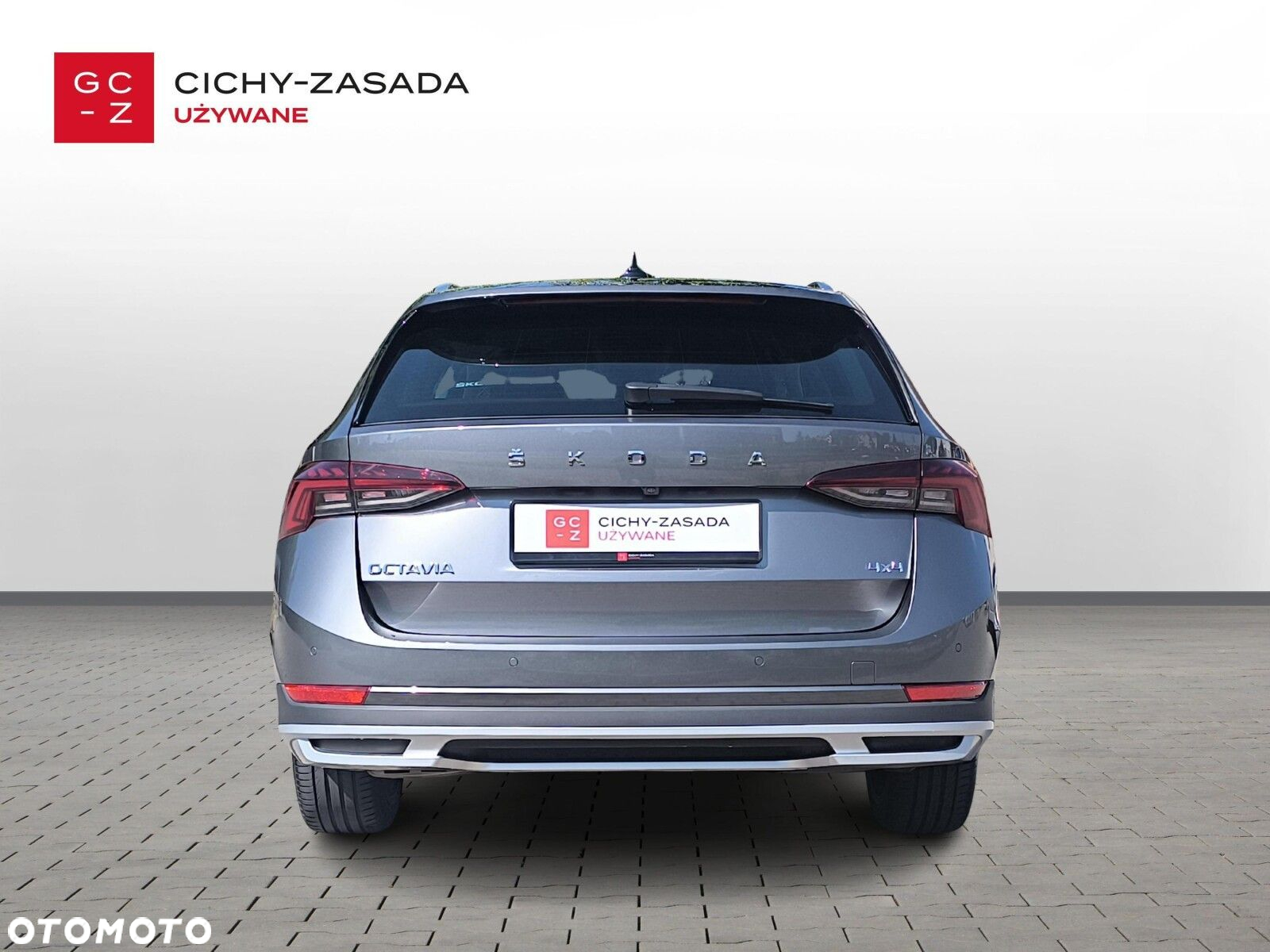 Skoda Octavia 2.0 TDI 4x4 Scout DSG - 4