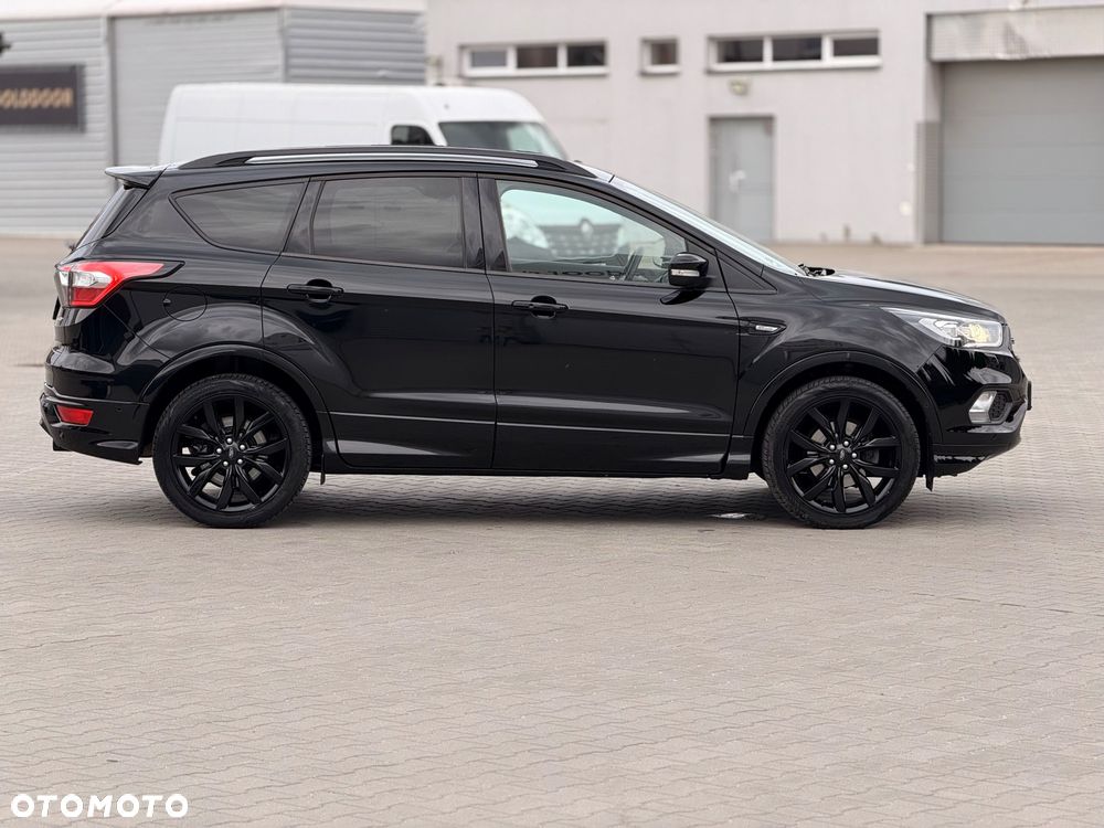 Ford Kuga 1.5 EcoBoost 2x4 ST-Line - 10