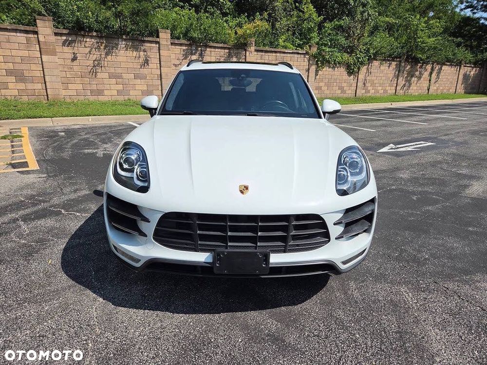 Porsche Macan - 3