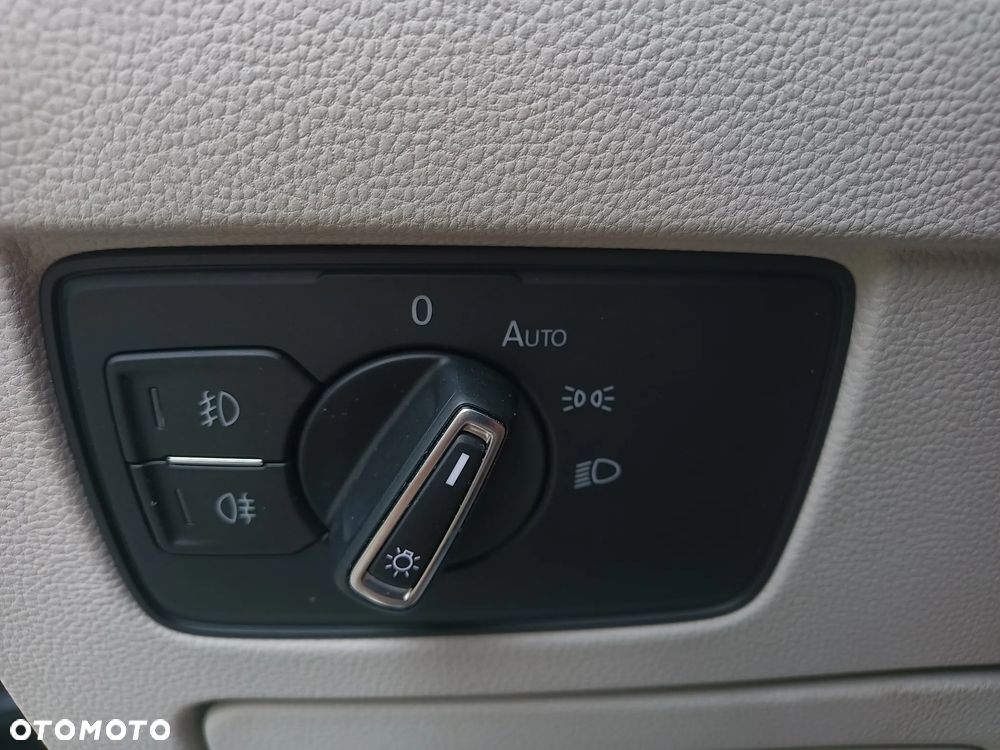 Volkswagen Passat 2.0 TSI 4Mot Elegance DSG - 9