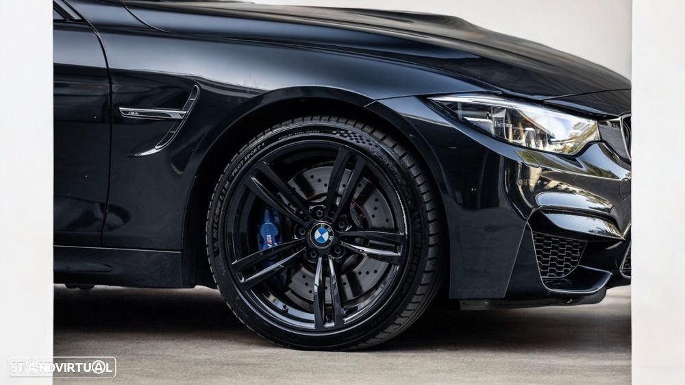 BMW M4 Auto - 7