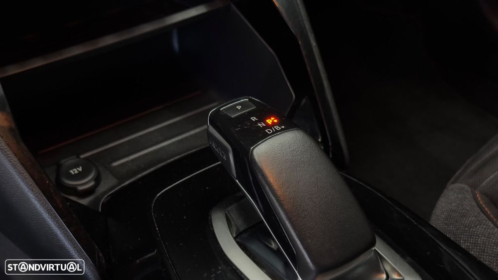 Peugeot e-208 Active Pack - 32