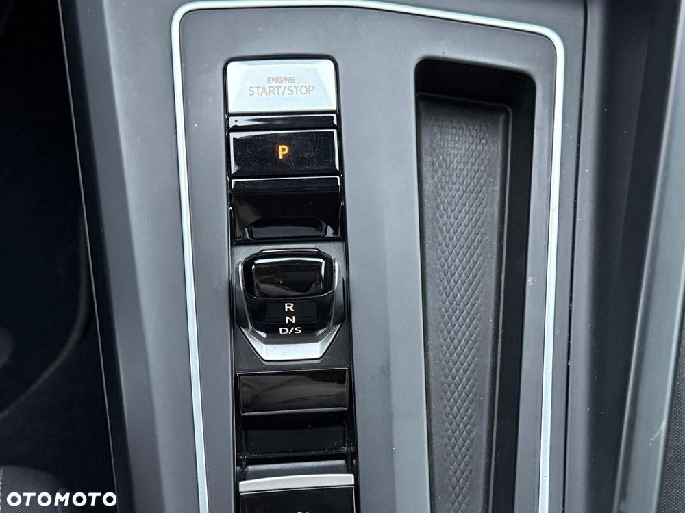 Volkswagen Golf - 20