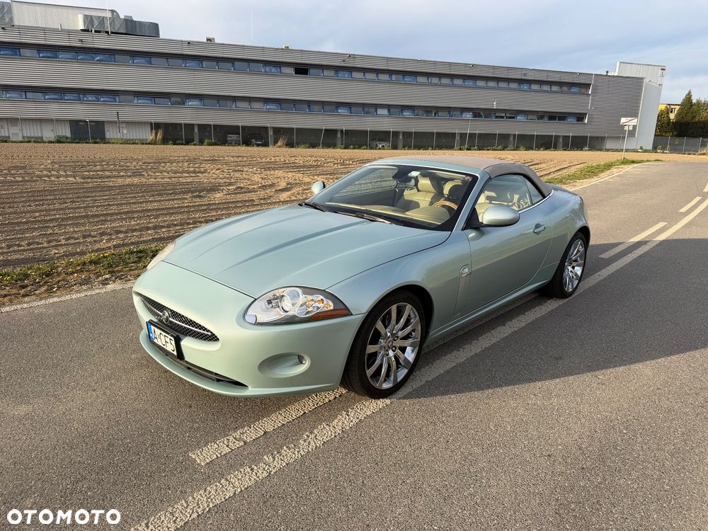 Jaguar XK 4.2 - 1