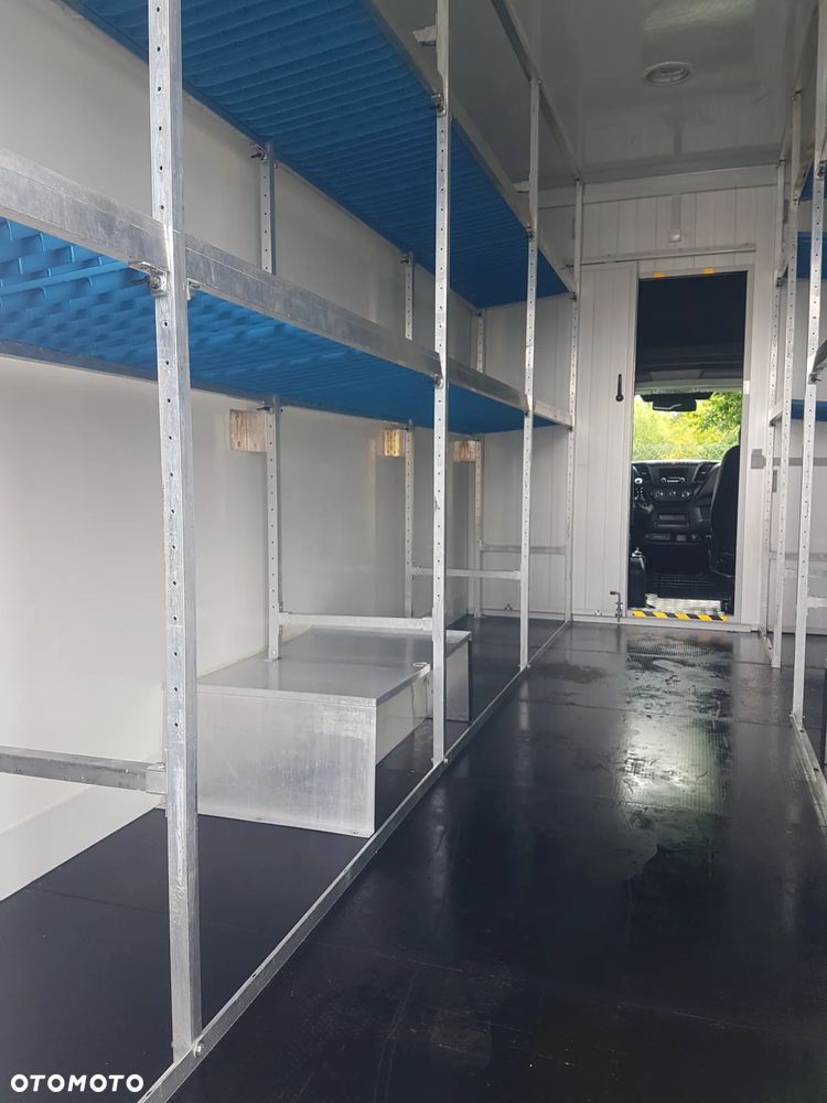 Iveco DAILY KONTENER NISKOPODŁOGOWY 4,43x2,23x2,42 SKLEP FOODTRUCK BAR KLIMA KONIOWÓZ KAMPER - 18