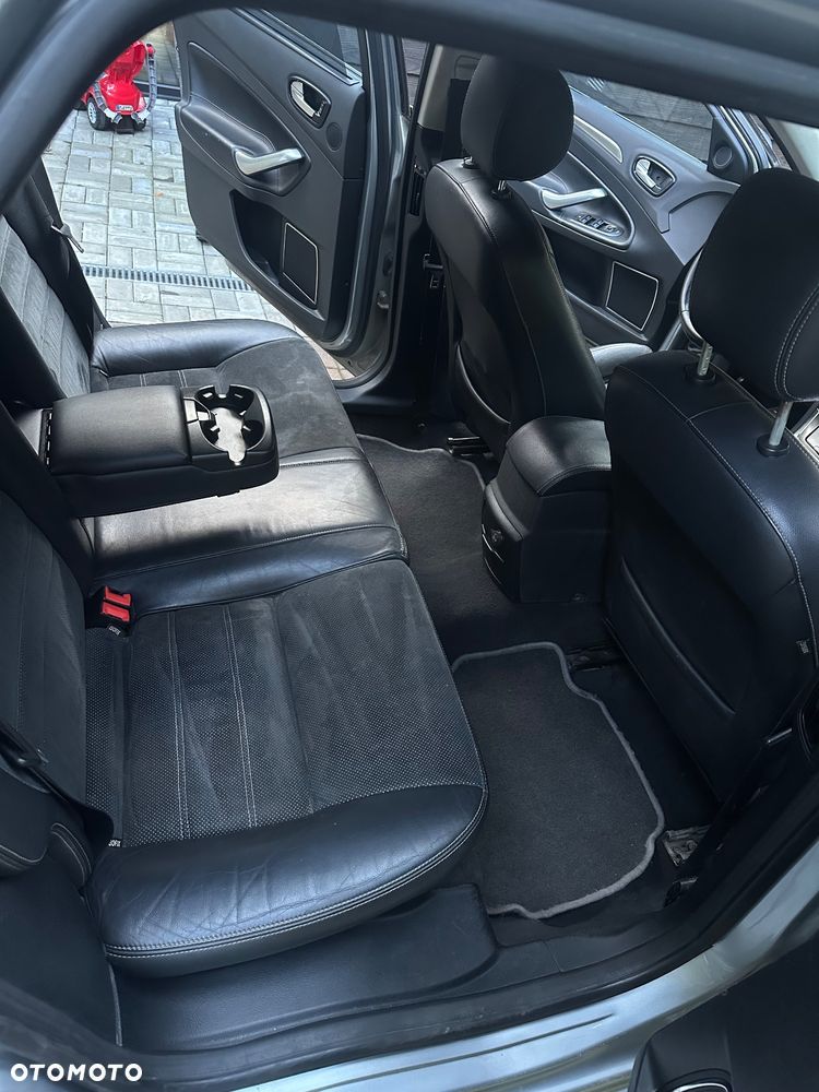 Ford Mondeo - 10