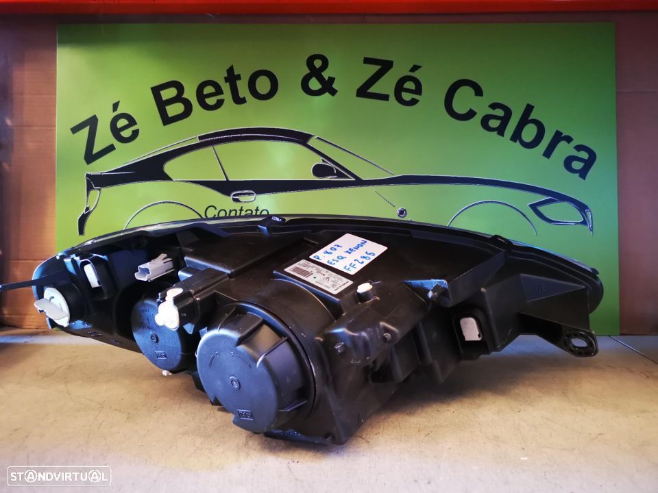 PEUGEOT 807 FAROL XENON - FF285 - 5