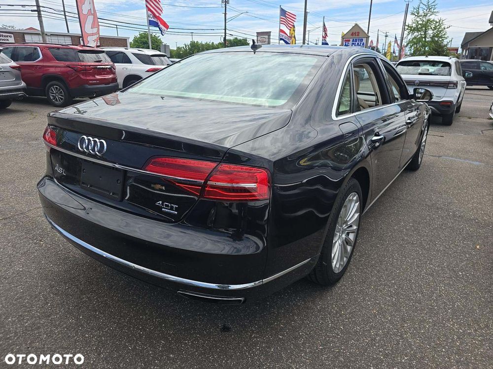 Audi A8 4.0 TFSI L Quattro - 4