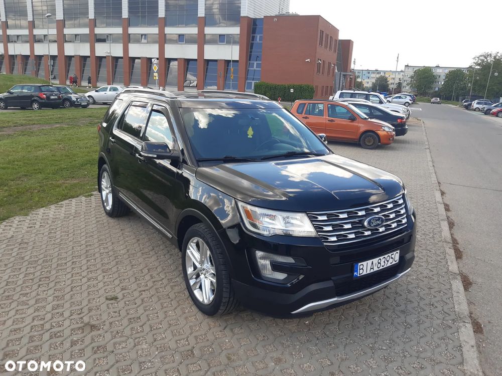 Ford Explorer - 27