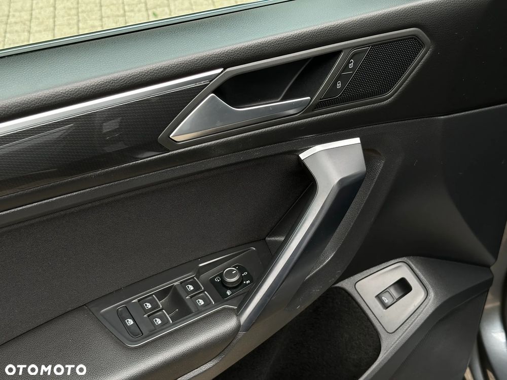 Volkswagen Tiguan Allspace - 14