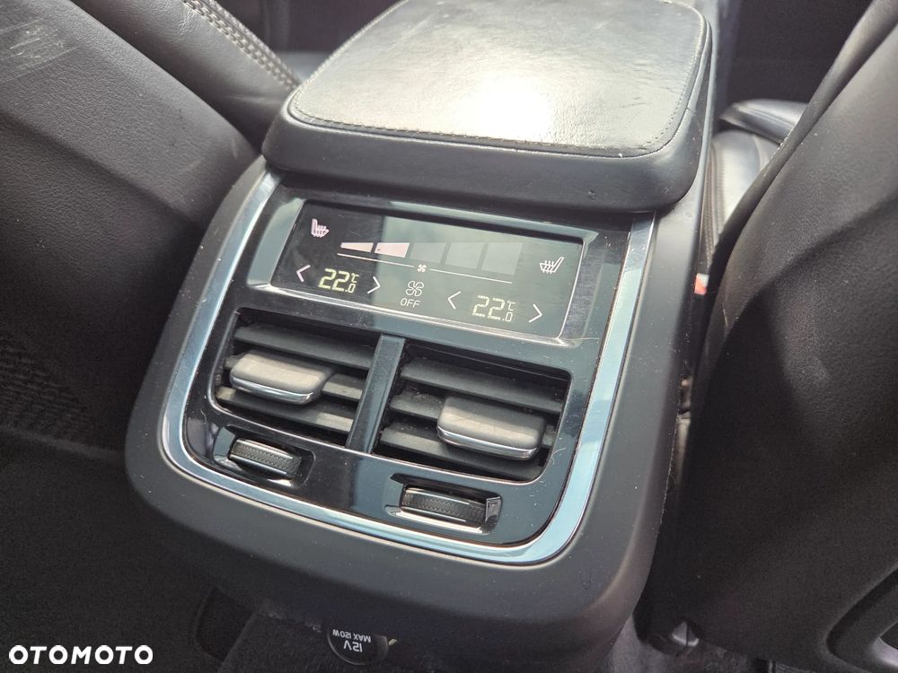 Volvo V90 Cross Country T6 AWD Pro - 20