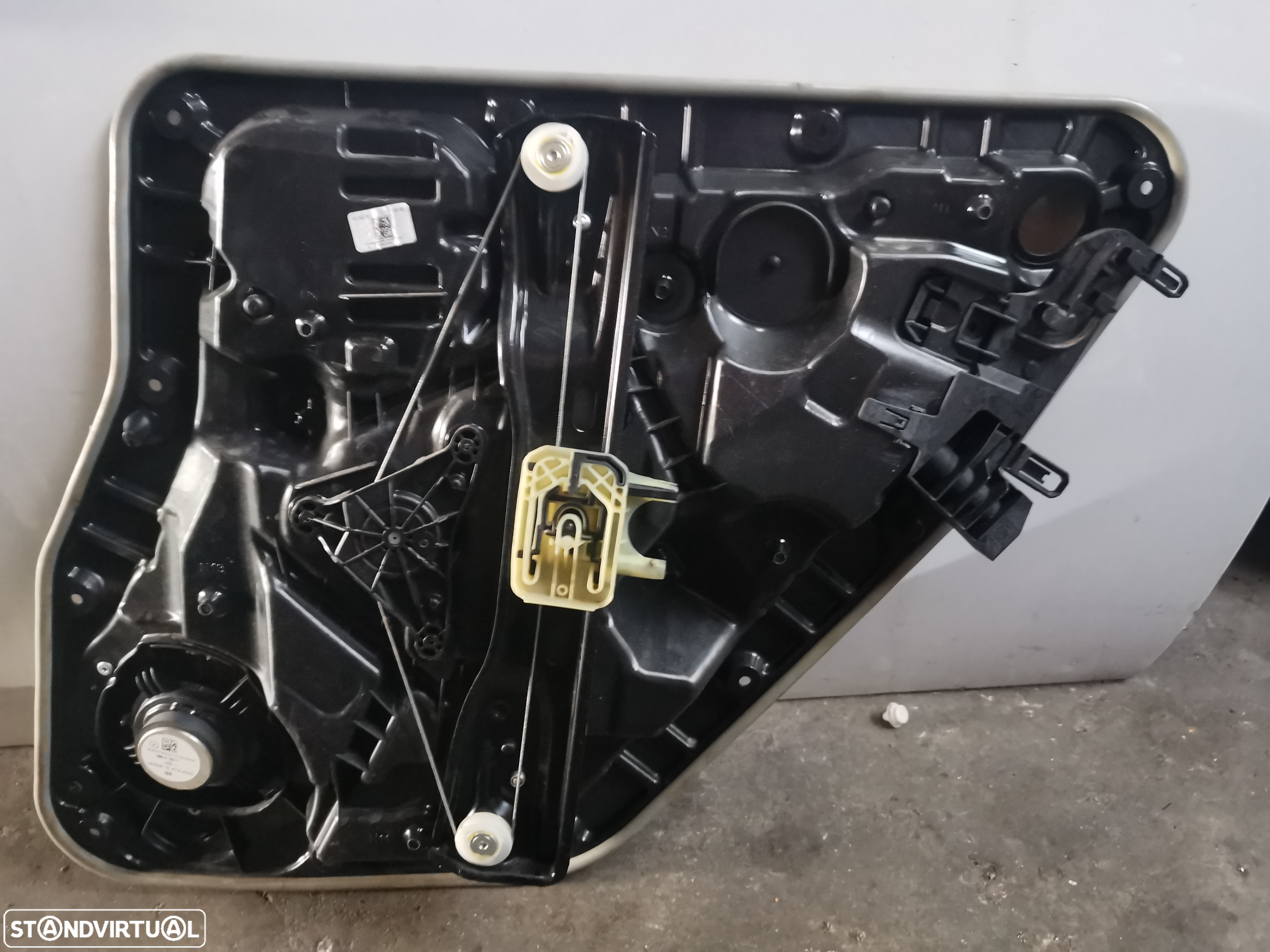 MERCEDES CLASSE A W177 ELEVADOR PORTA TRÁS ESQUERDA - E091 - 4