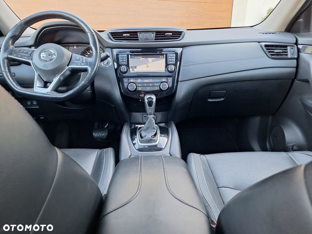 Nissan X-Trail 1.7 dCi Tekna 2WD Xtronic - 17