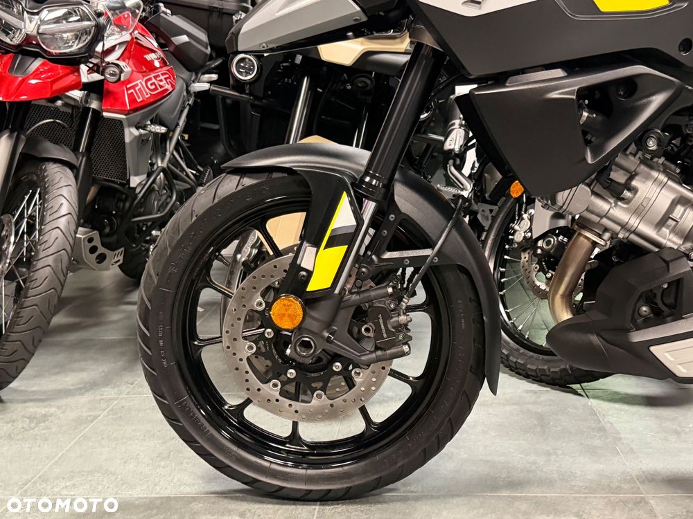 Suzuki V-STROM - 34