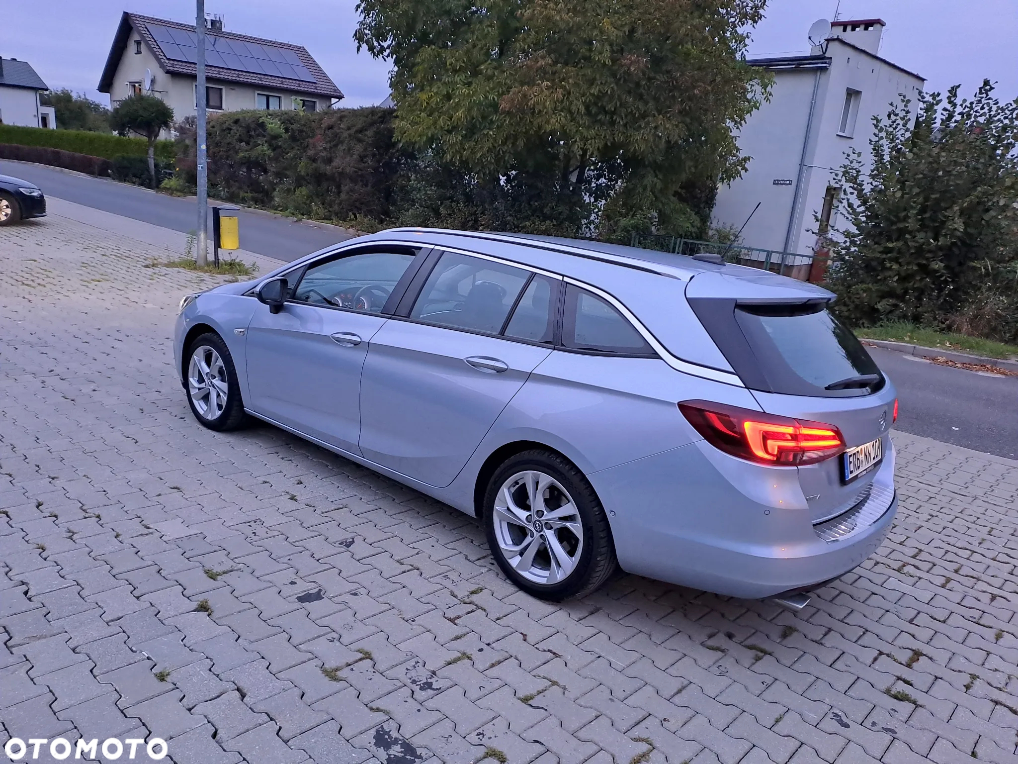 Opel Astra V 1.6 T GPF Dynamic S&S - 10