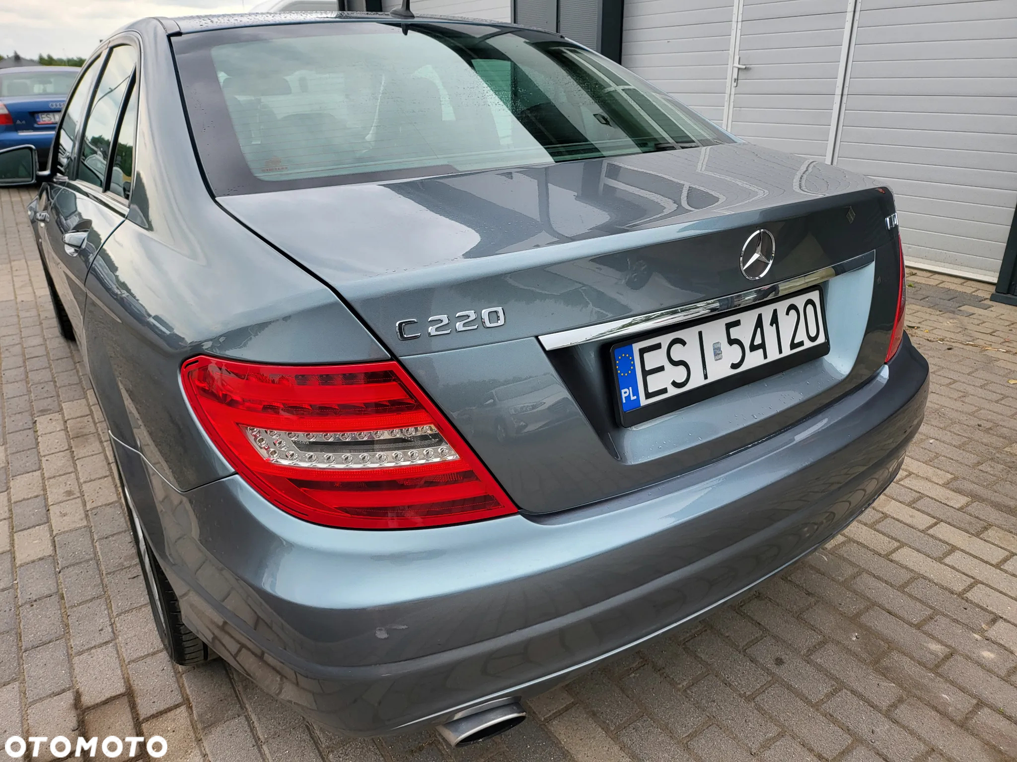 Mercedes-Benz Klasa C 220 CDI BlueEff Edition Elegance - 29