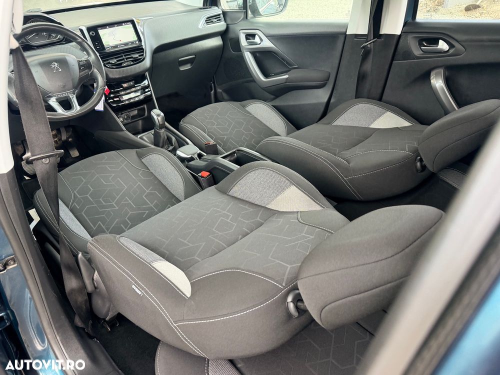 Peugeot 2008 PureTech 82 Style - 19
