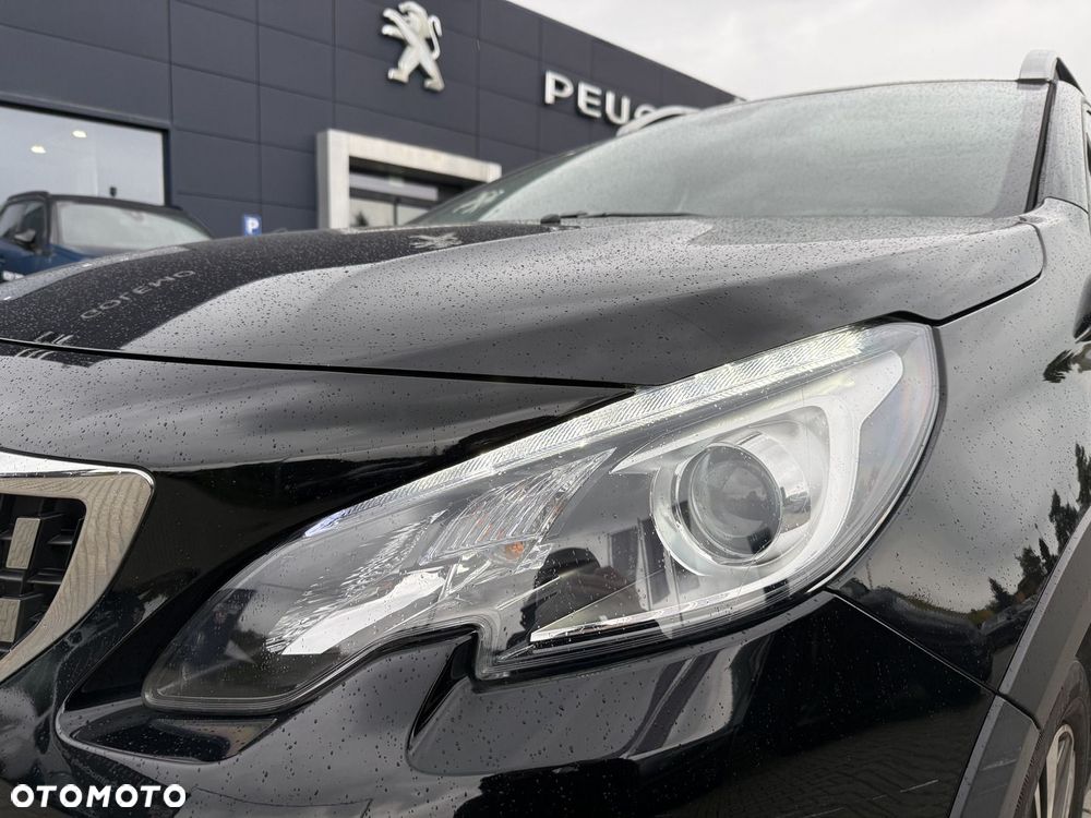 Peugeot 2008 1.2 PureTech Allure S&S - 31