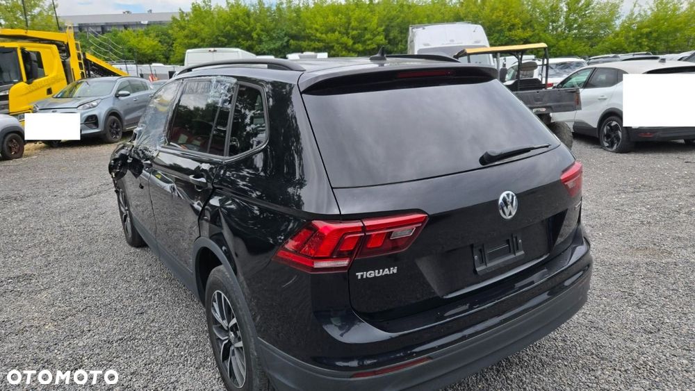 Volkswagen Tiguan - 16