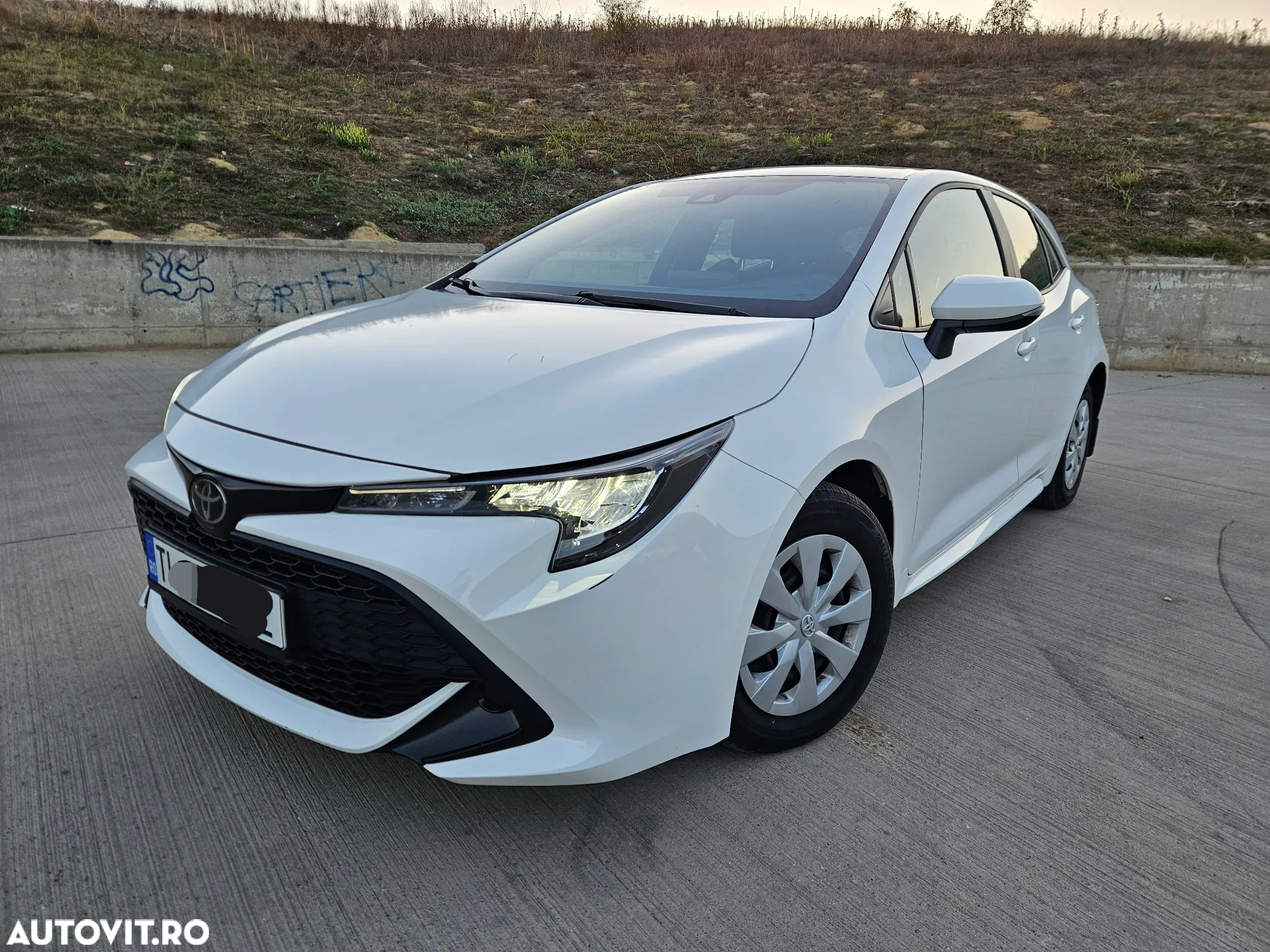 Toyota Corolla Touring Sports 1.2 Turbo 116 CP Dynamic - 2