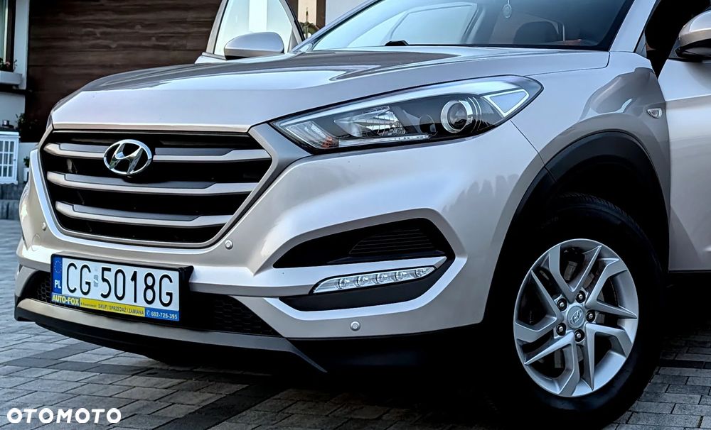 Hyundai Tucson 1.6 GDI BlueDrive Design 2WD - 19