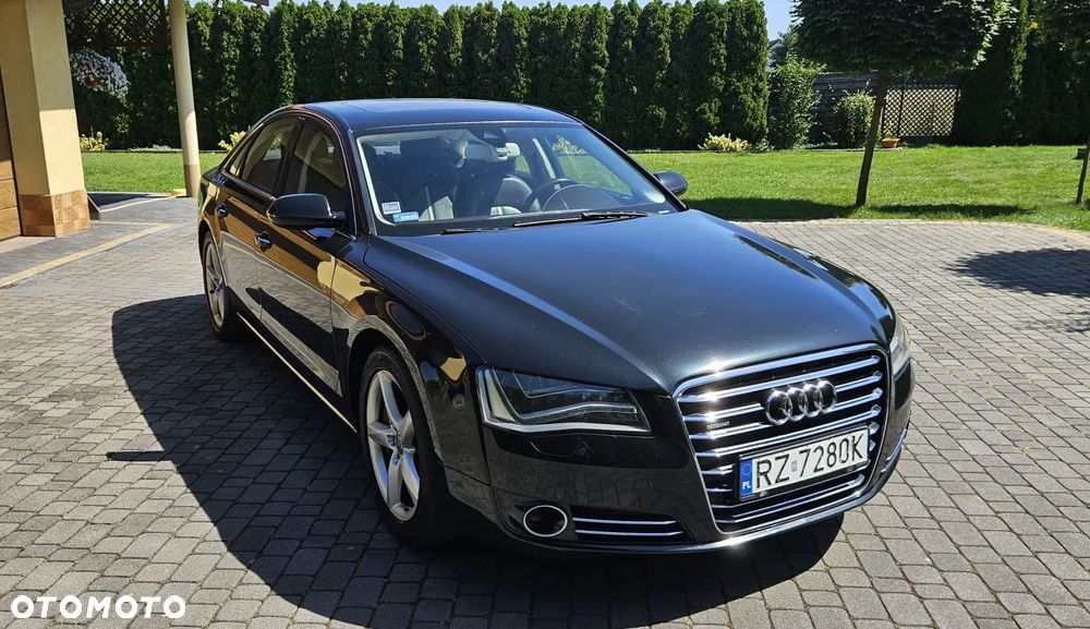Audi A8 - 1