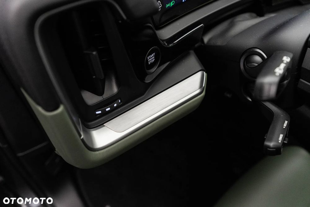 Porsche Cayenne Turbo E-Hybrid PHEV - 29