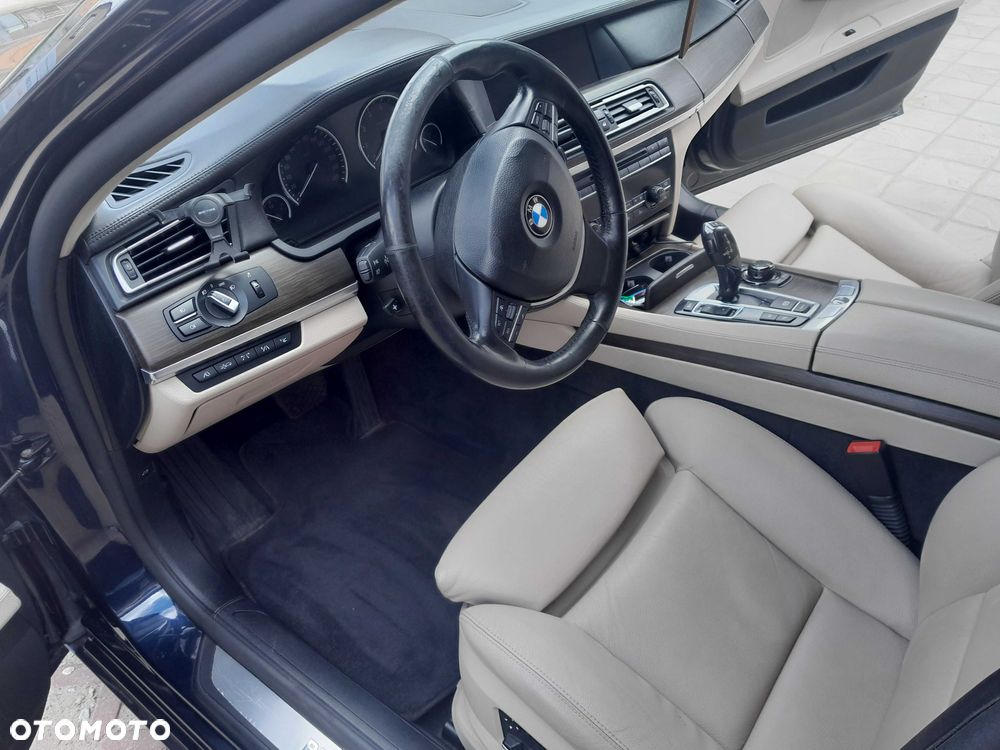 BMW Seria 7 - 9