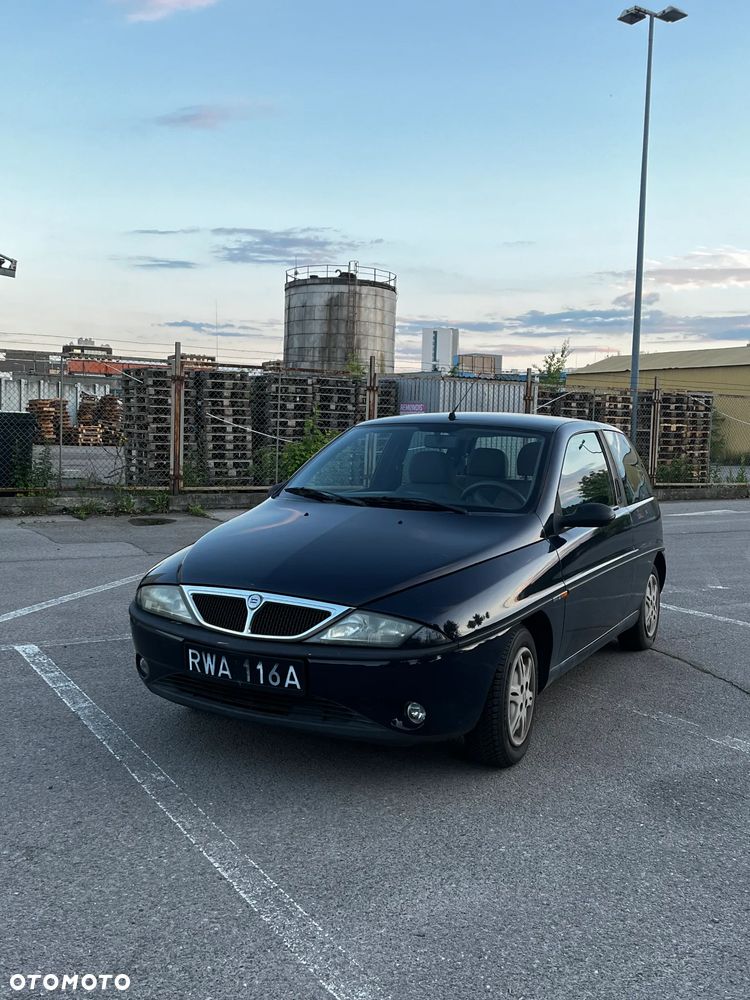 Lancia Ypsilon - 1
