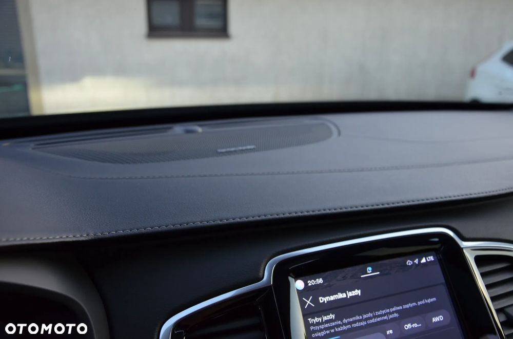 Volvo XC 90 T8 AWD Plus Dark - 35