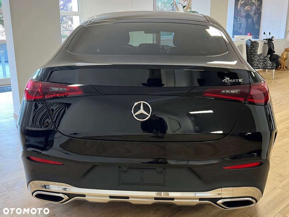 Mercedes-Benz GLC - 4