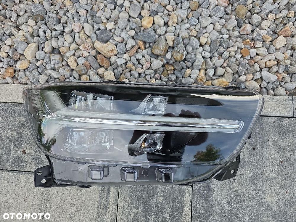 VOLVO XC40 Lampa prawa przód Full Led 31655982 2017-2022 - 7