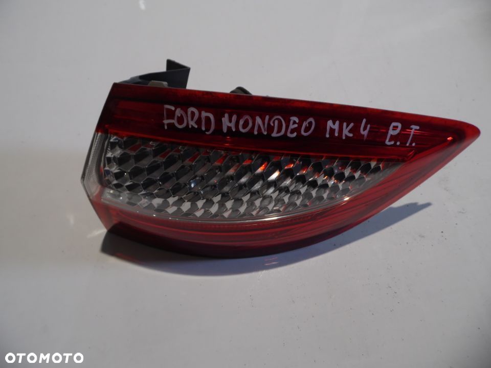 lampa prawy tył Ford Mondeo Mk4 Kombi 7s71-13404-b - 2