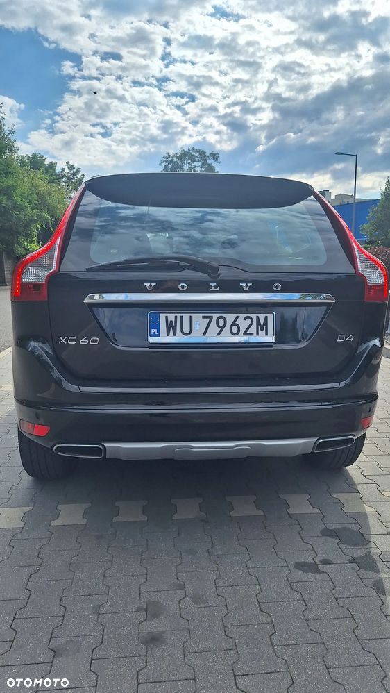 Volvo XC 60 D4 Momentum - 4