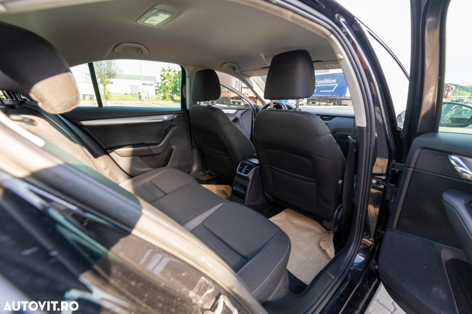 Skoda Octavia 1.6 TDI DSG Ambition - 21
